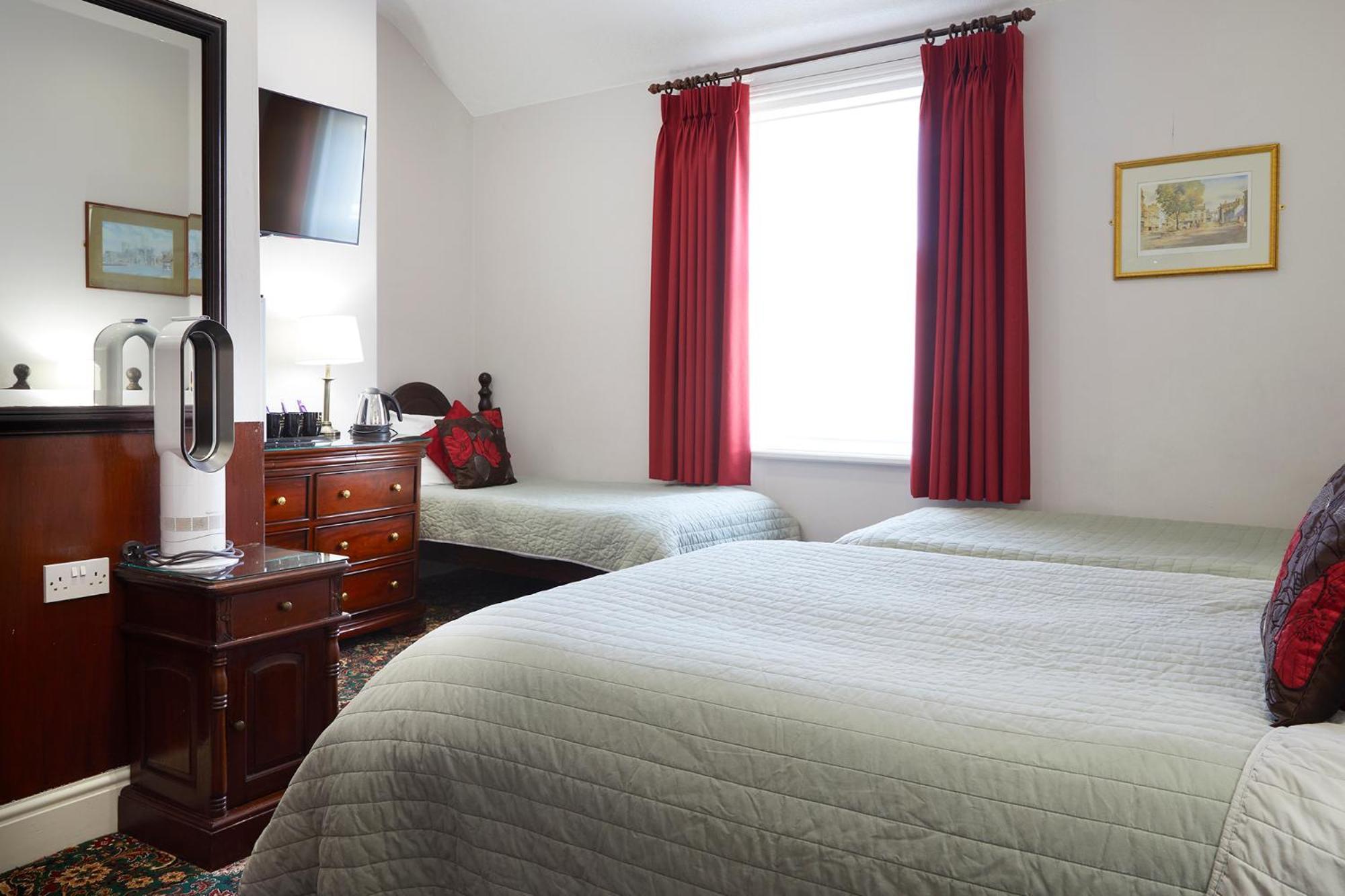 Mansion House Guest house 5*